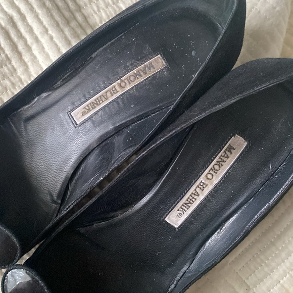 Manolo Blahnik heels - Picture 3 of 5